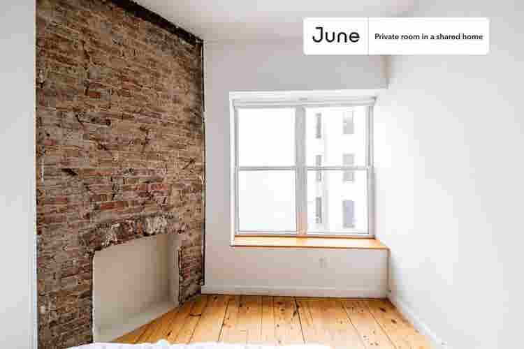 6 BR in New York City