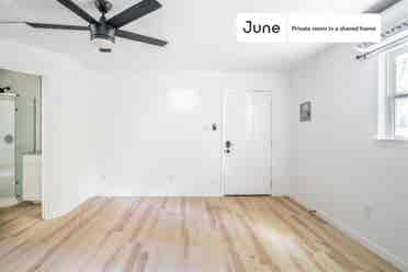6 BR in New York City