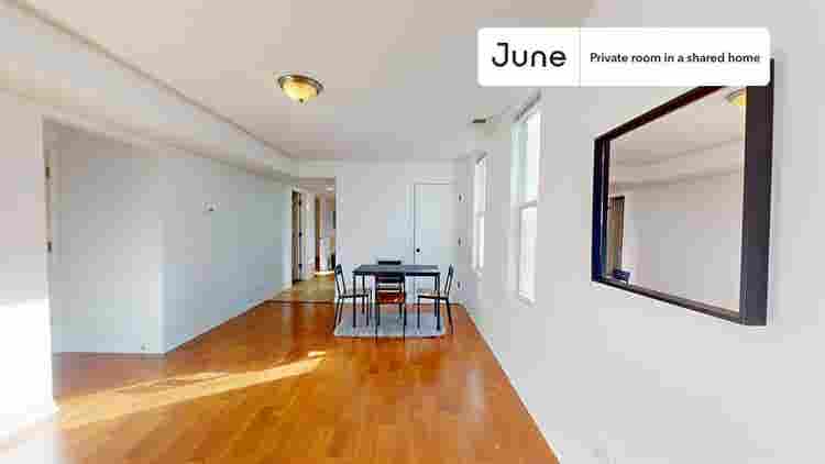3 BR in Chicago