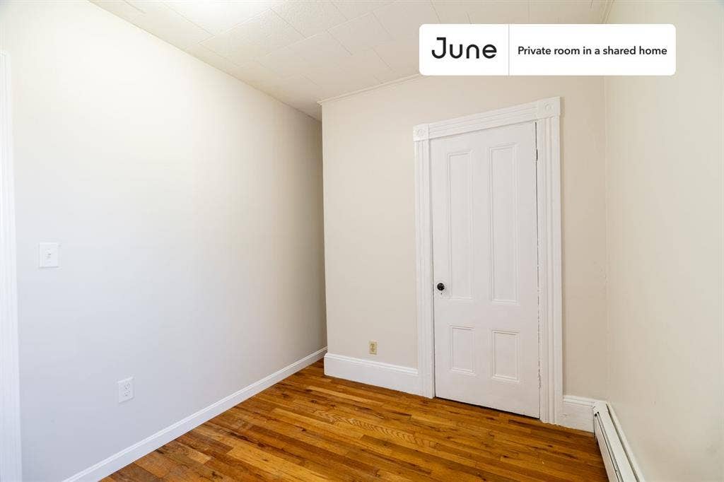 3 BR in Boston