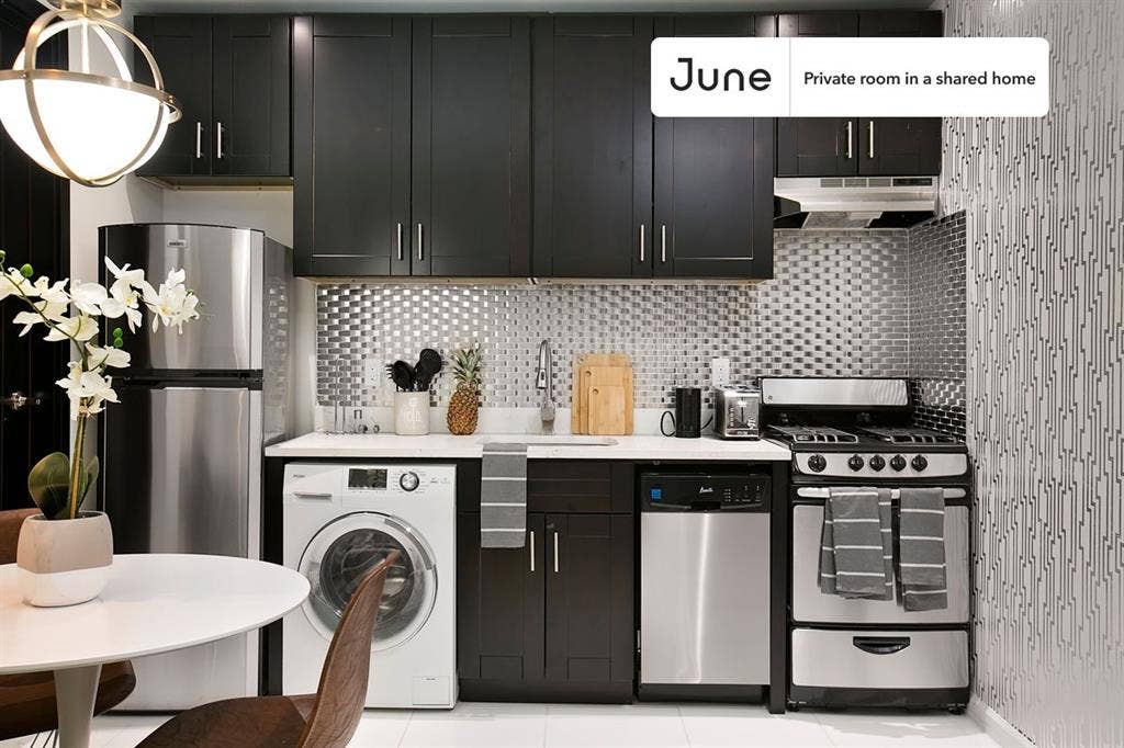 2 BR in New York City