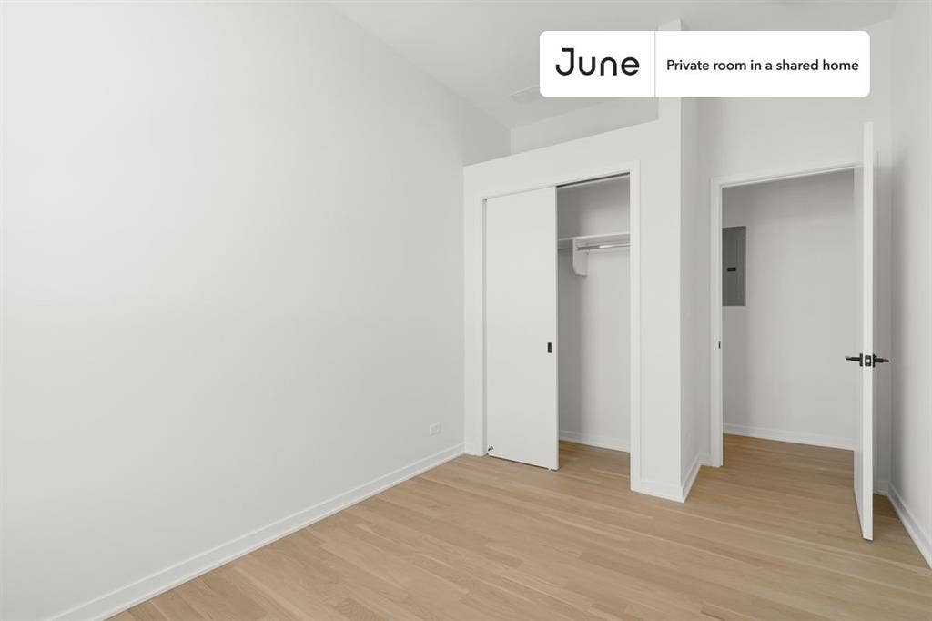 4 BR in Chicago