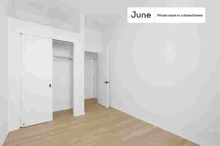 4 BR in Chicago