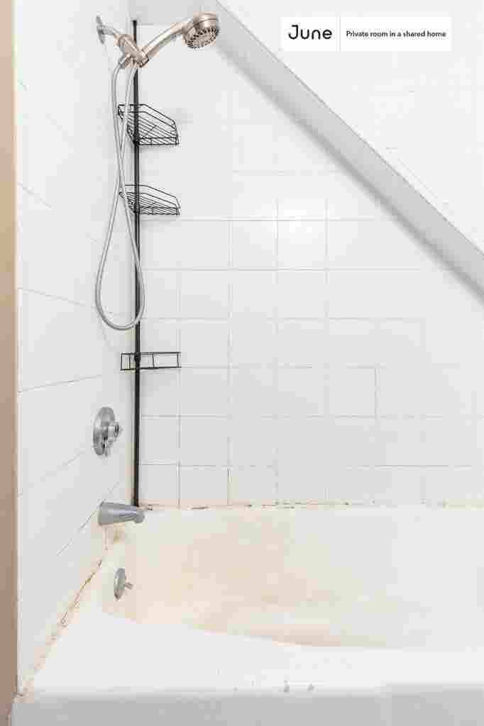 6 BR in Boston