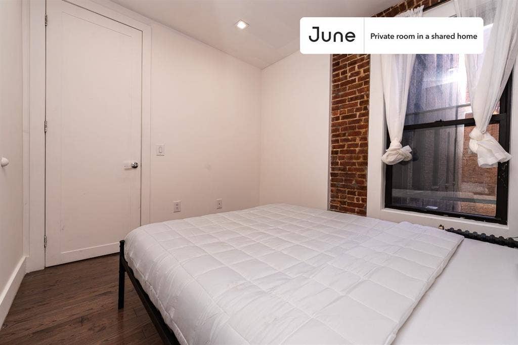 4 BR in New York City