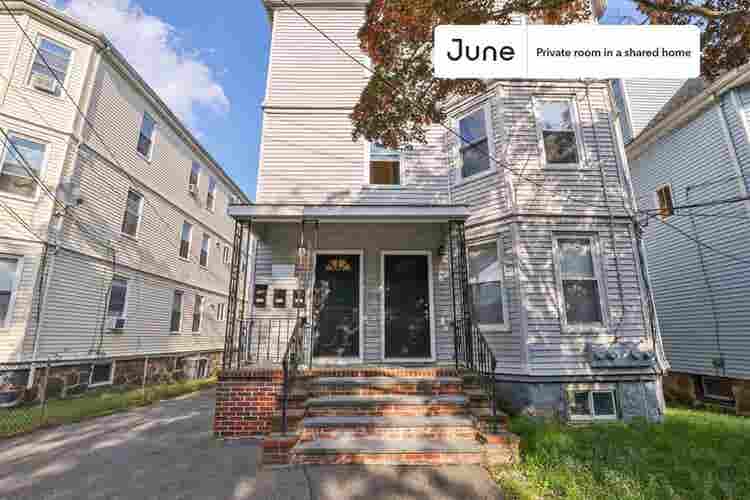 3 BR in Boston