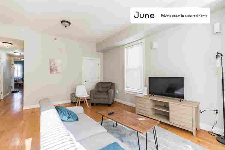 3 BR in Boston