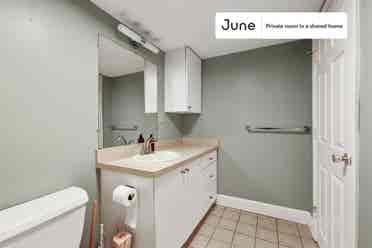 2 BR in Boston