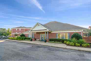 SOCIAL BLUE APARTMENTS (Sub-Lease)