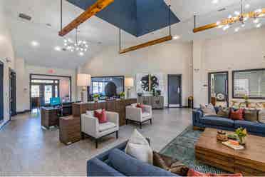 SOCIAL BLUE APARTMENTS (Sub-Lease)