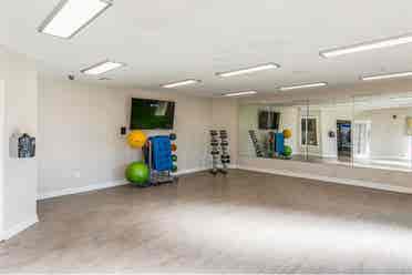 SOCIAL BLUE APARTMENTS (Sub-Lease)