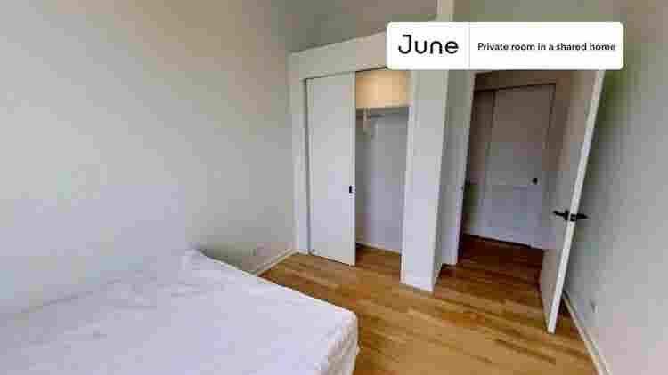 4 BR in Chicago