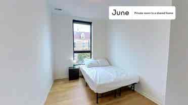 4 BR in Chicago
