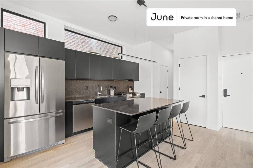 4 BR in Chicago