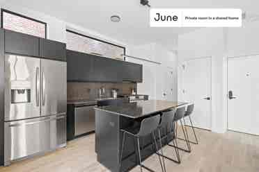 4 BR in Chicago