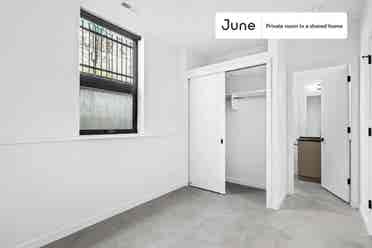 4 BR in Chicago