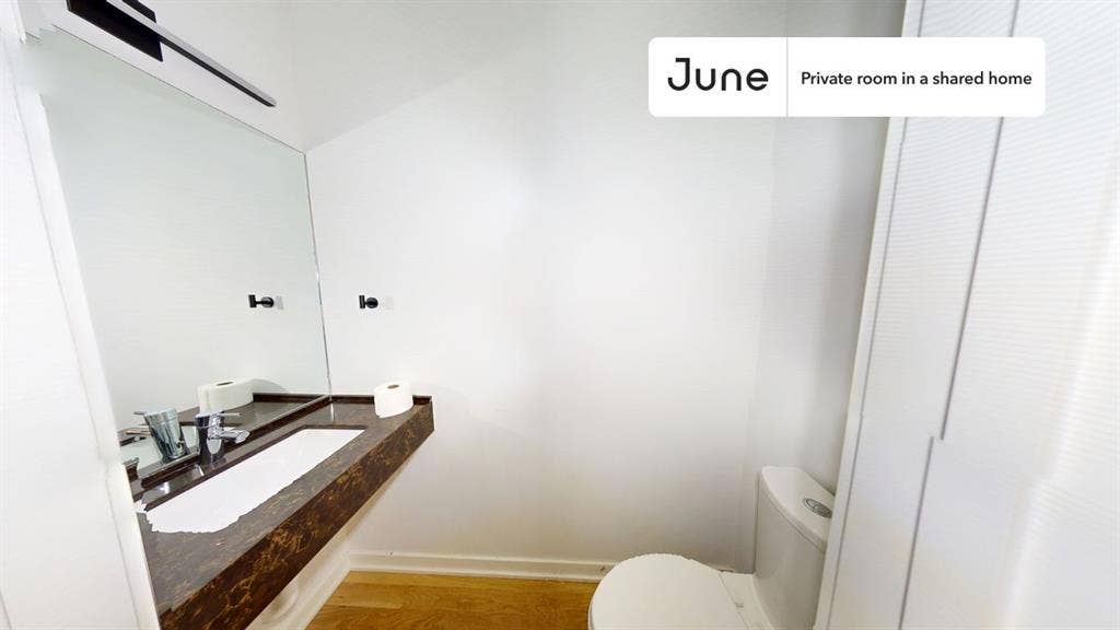 4 BR in Chicago
