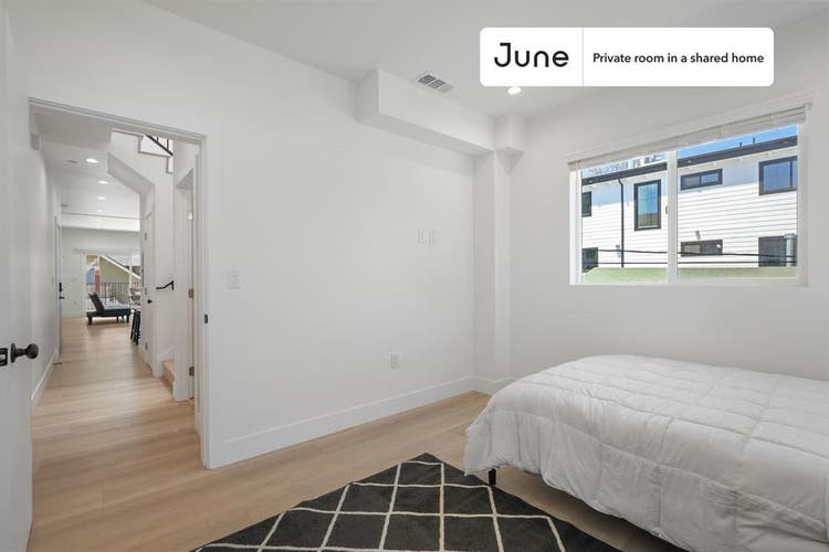 4 BR in Los Angeles