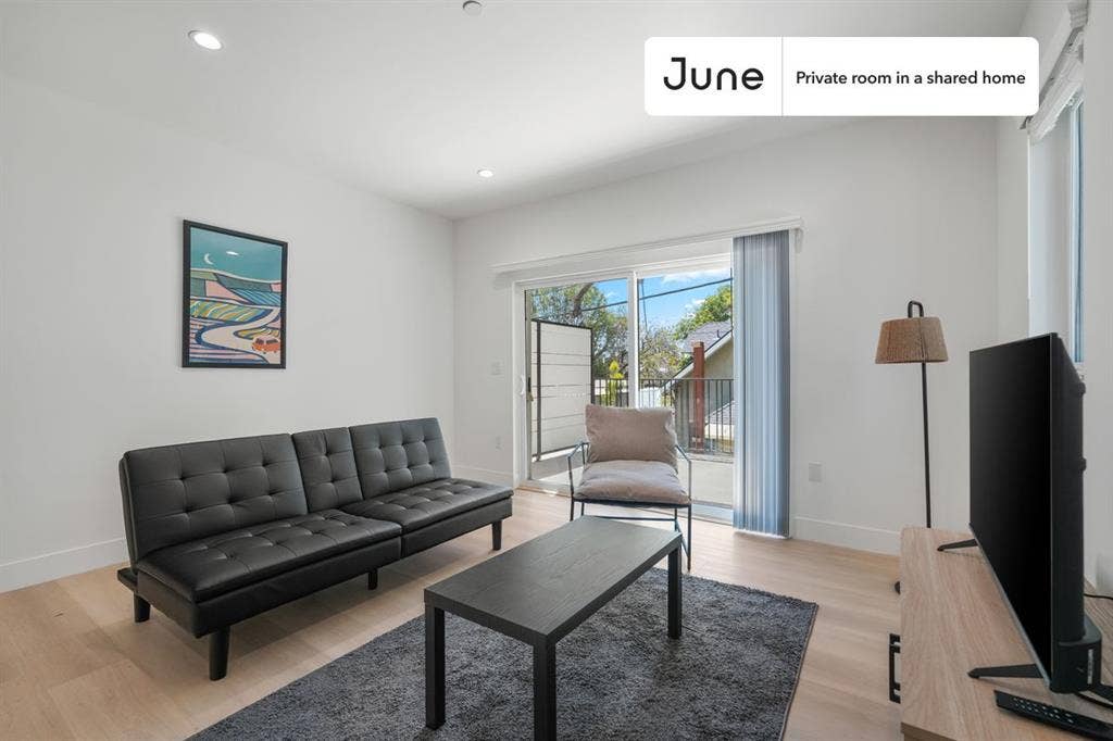 4 BR in Los Angeles