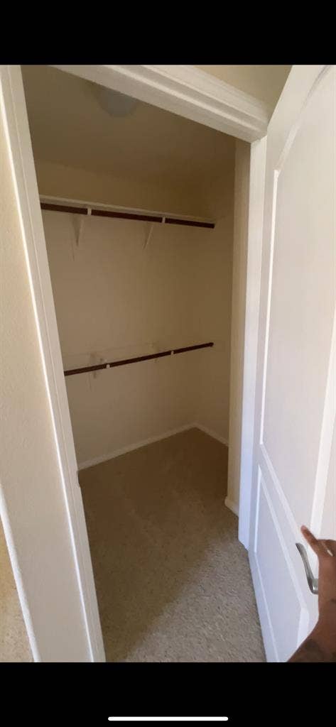 Top floor corner apartment!!
