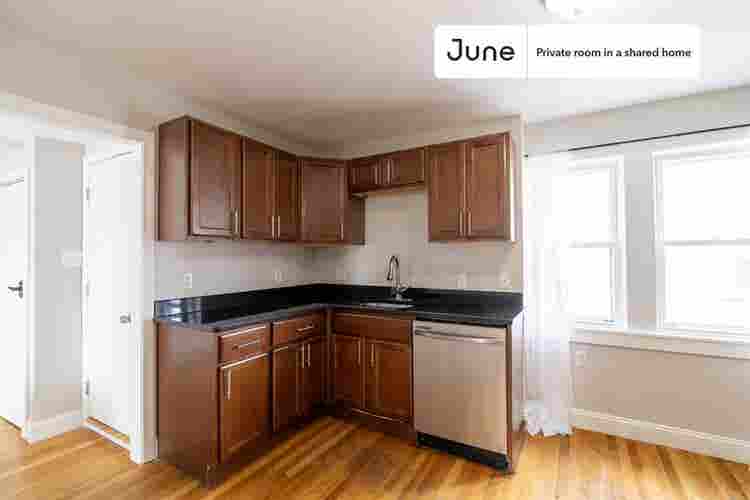 5 BR in Boston