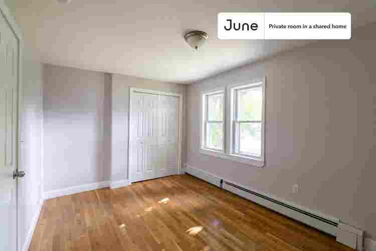 5 BR in Boston