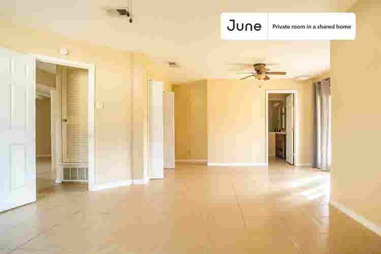 4 BR in Austin