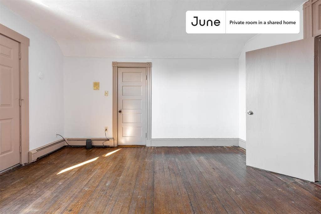 3 BR in Boston