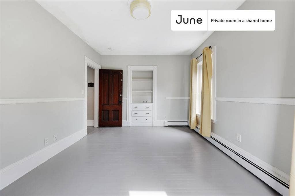 4 BR in Boston