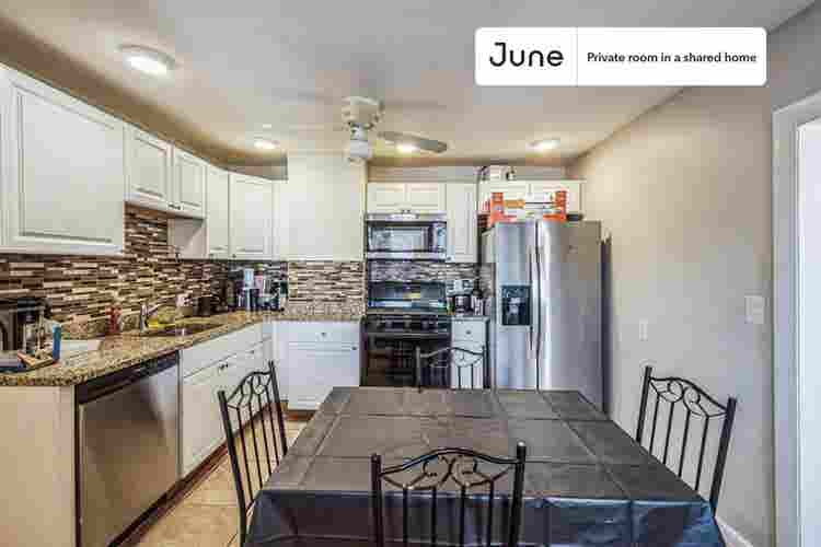 4 BR in Boston