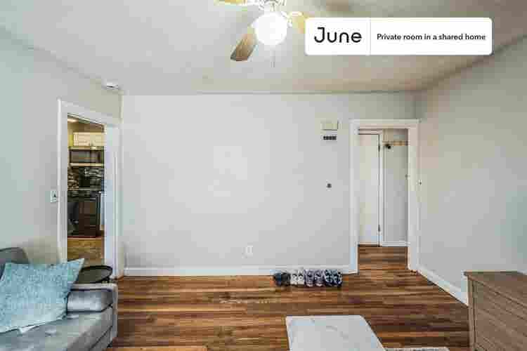 4 BR in Boston