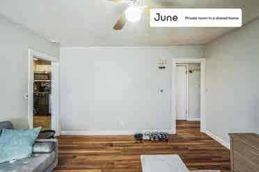 4 BR in Boston