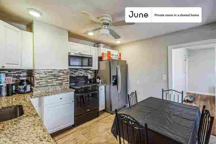 4 BR in Boston