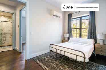 4 BR in New York City