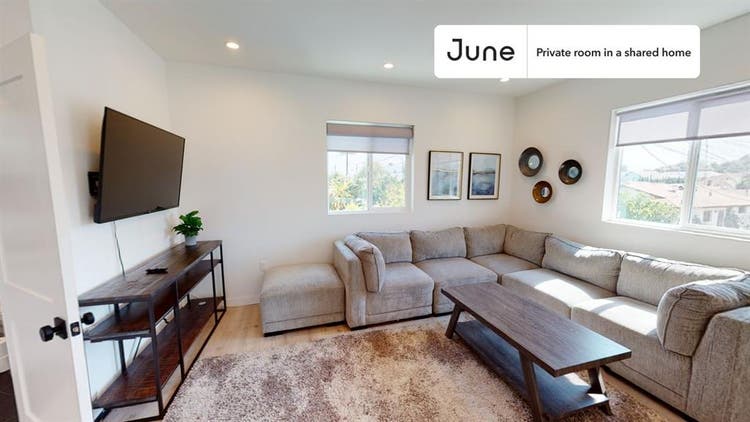 4 BR in Los Angeles