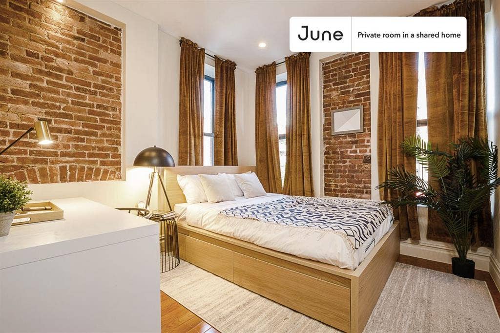3 BR in New York City