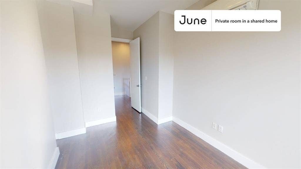 4 BR in New York City