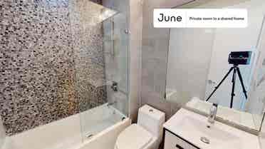 4 BR in New York City