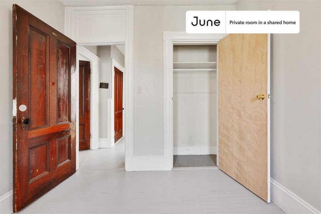 4 BR in Boston