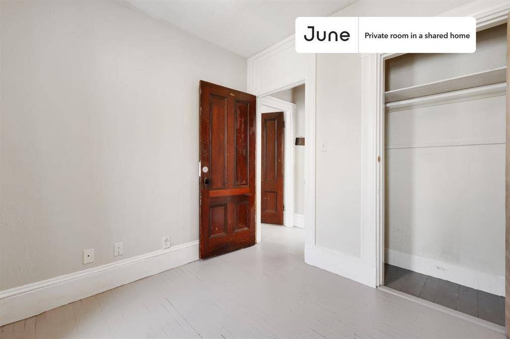 4 BR in Boston