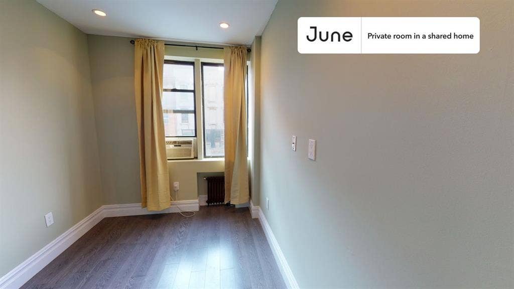3 BR in New York City