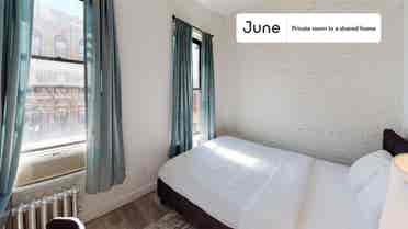 2 BR in New York City