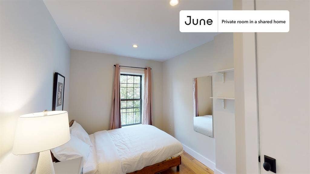 5 BR in New York City