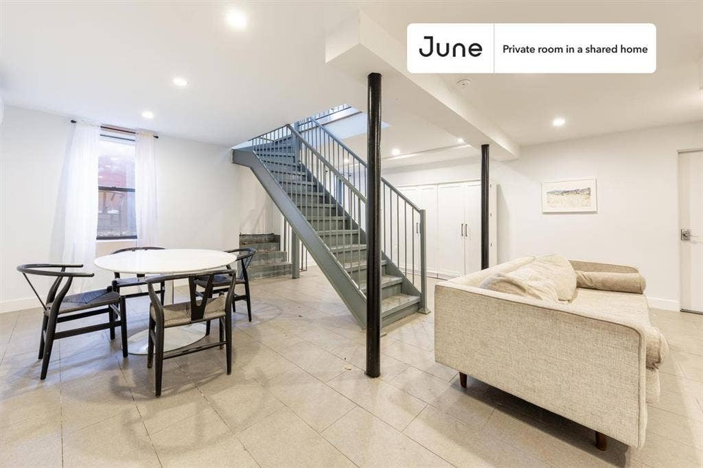 4 BR in New York City