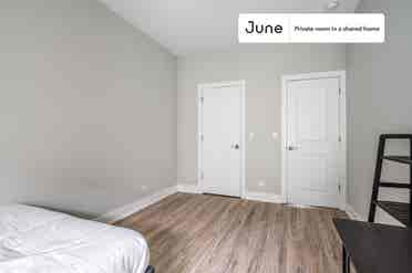 5 BR in Chicago
