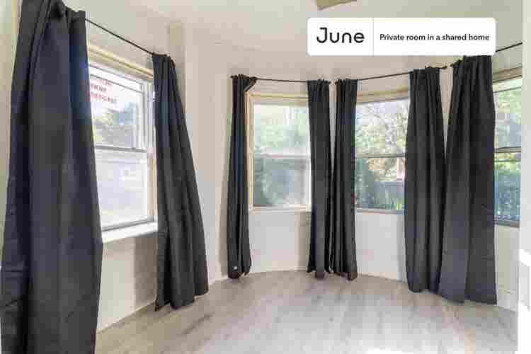4 BR in Boston