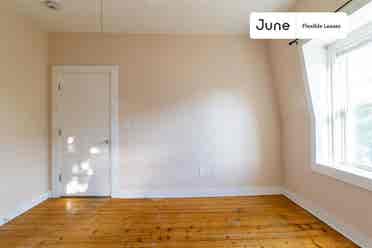 2 BR in Boston