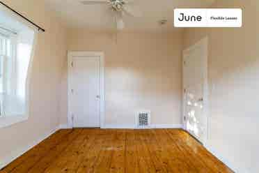 2 BR in Boston