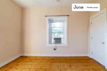 2 BR in Boston