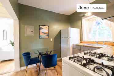 2 BR in Boston